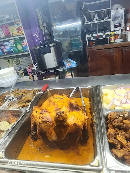 Latin American Deli Picture 10