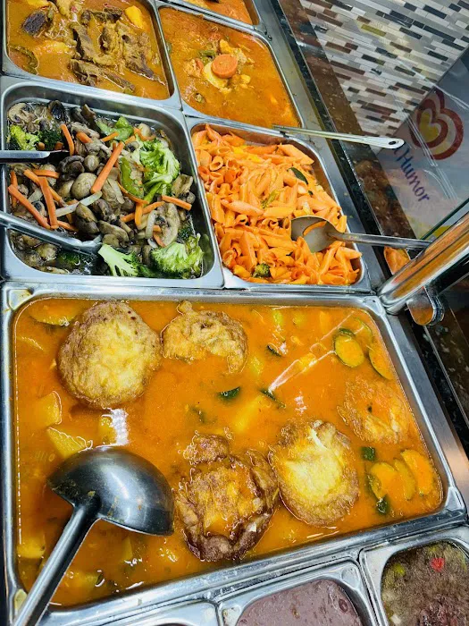 Armando's Deli & Pupuseria Picture 1