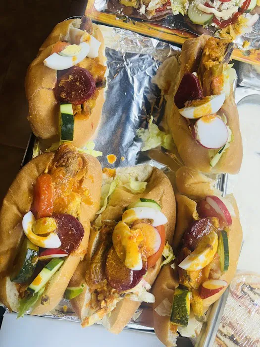 Armando's Deli & Pupuseria Picture 7