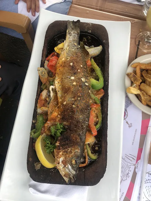 Ebenezer deli Picture 10