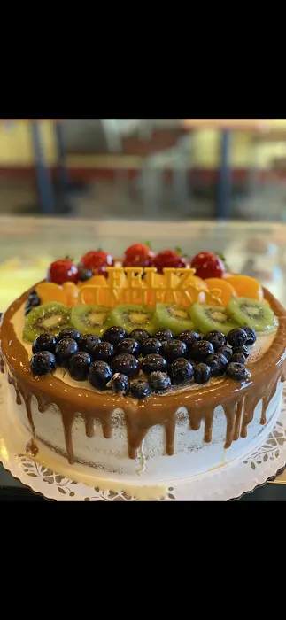 La Sevillana Bakery & Restaurant Picture 8