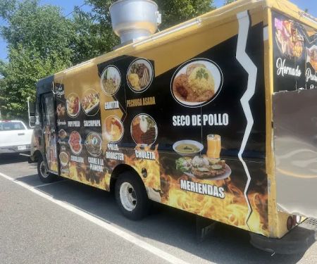 El pauteñito Comida ecuatoriana food truck