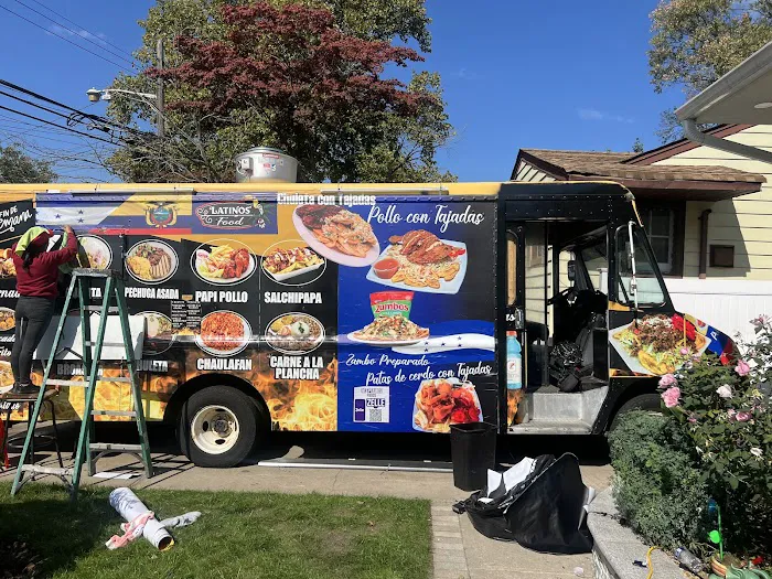 El pauteñito Comida ecuatoriana food truck Picture 3