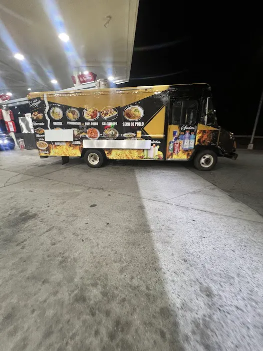 El pauteñito Comida ecuatoriana food truck Picture 4