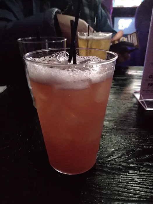 His And Hers Westbury Picture 8