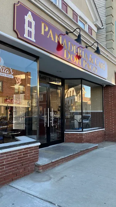 Don Paco Panadería & Café Picture 6