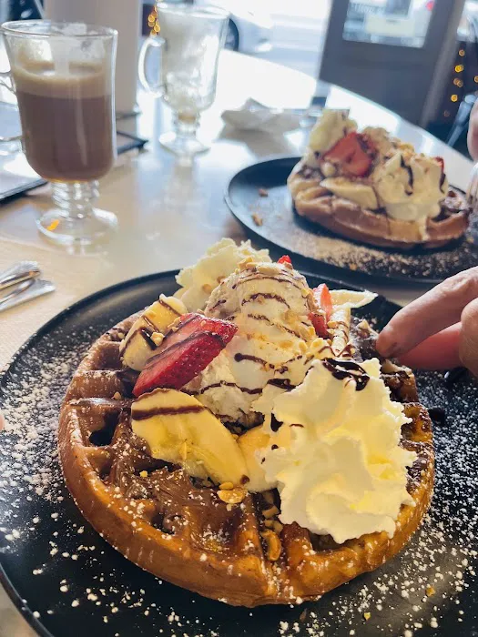 Nana's Ice Cream and Coffee House Picture 3