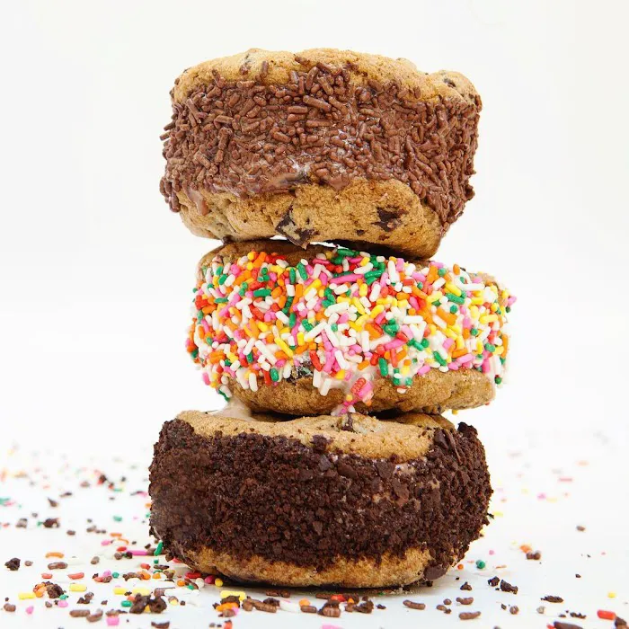 16 Handles Picture 2