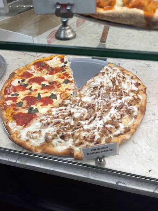 Toskana Pizzeria Restaurant Picture 2