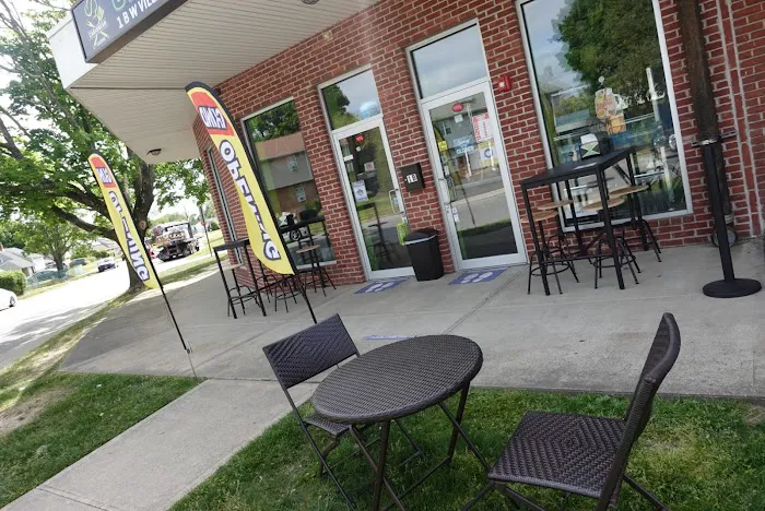 Uncle Don's kitchen Picture 1