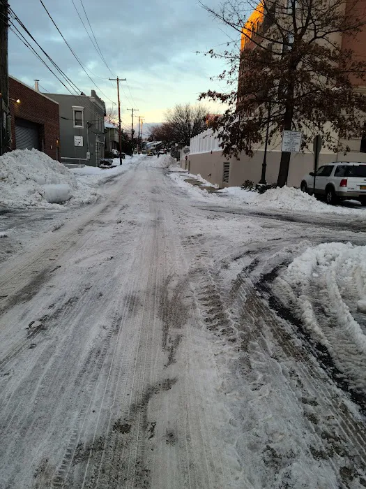 International Deli Picture 3