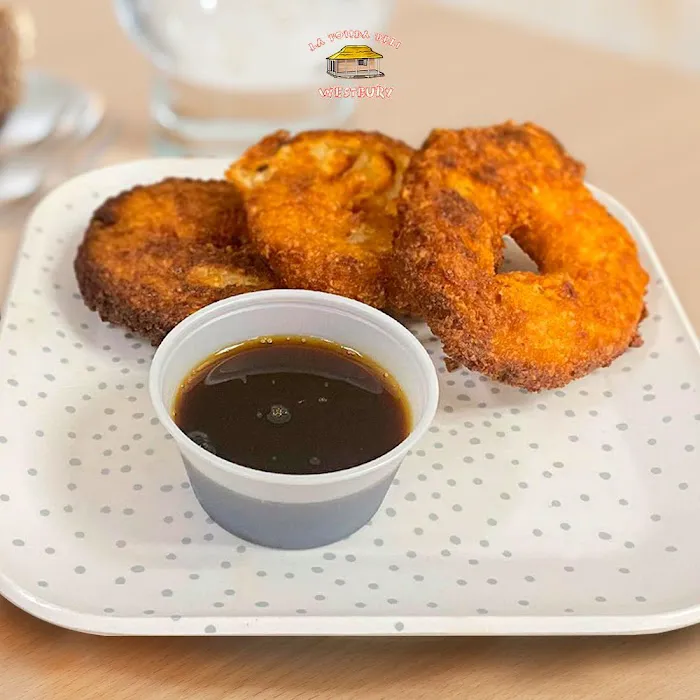 La Fonda Deli, Westbury. Picture 3