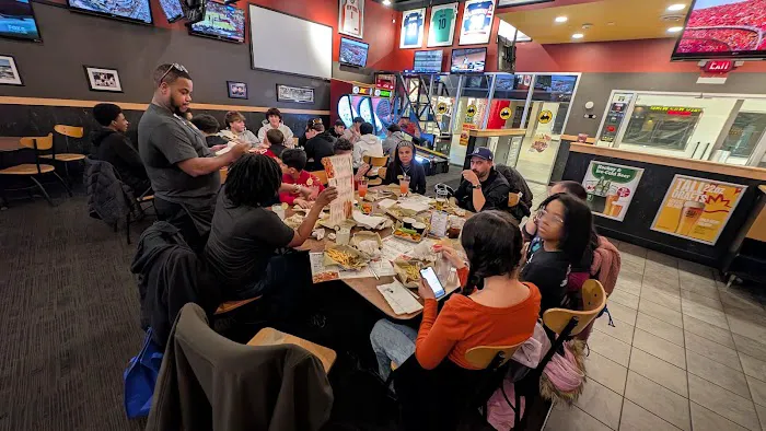 Buffalo Wild Wings Picture 4