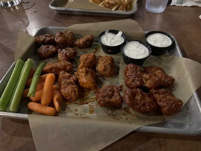 Buffalo Wild Wings Picture 6