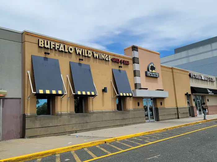 Buffalo Wild Wings Picture 10