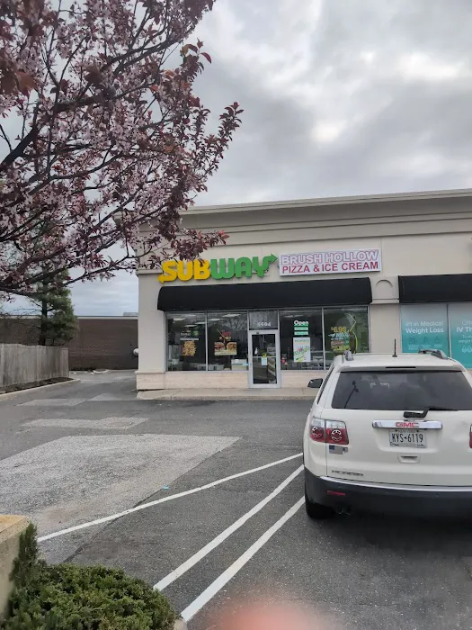 Brush Hollow Pizza and Ice Cream Picture 1