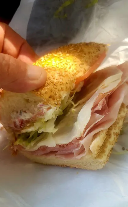 Sub Hub Picture 6