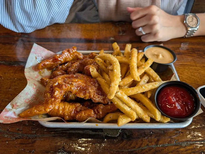 Mad for Chicken East Meadow Picture 4