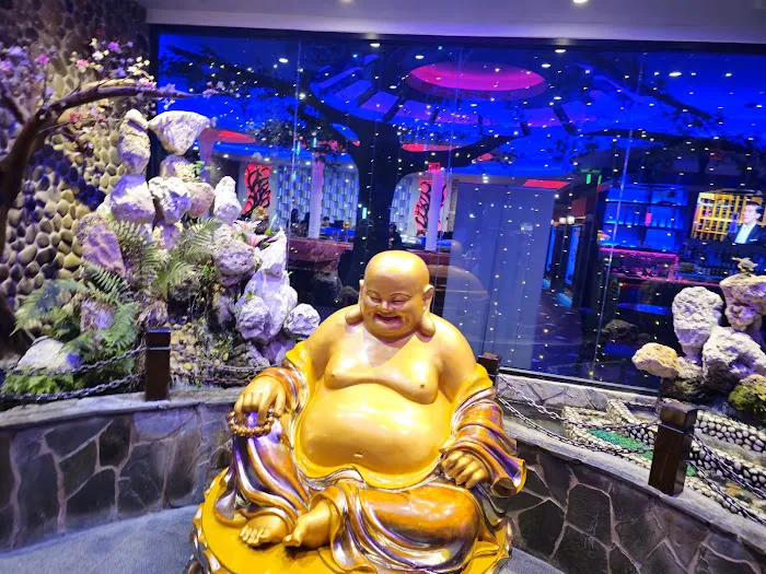 Izumi Sushi and Hibachi Steak house Picture 9