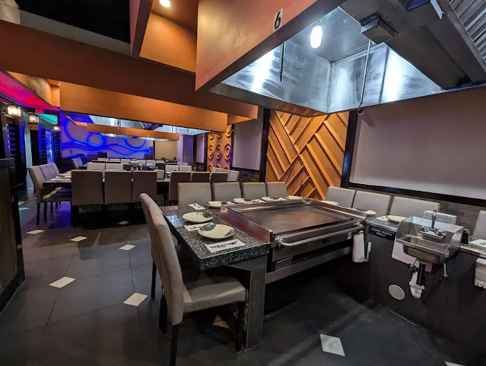 Izumi Sushi and Hibachi Steak house Picture 10