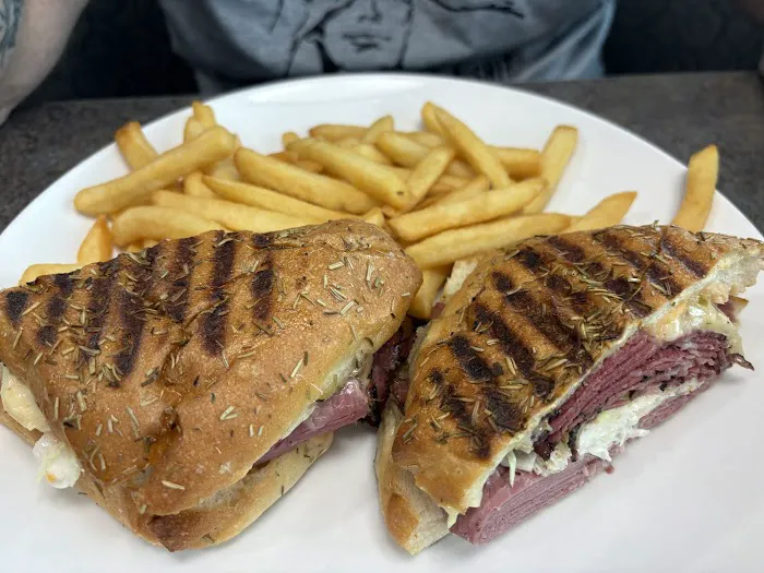 Colony Diner Picture 4