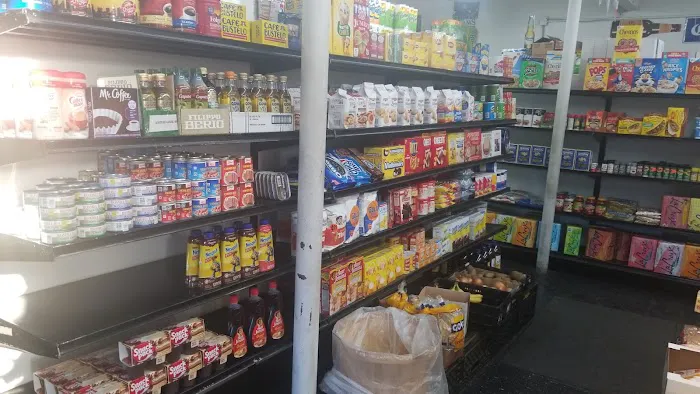 Doleh Supermarket Picture 6