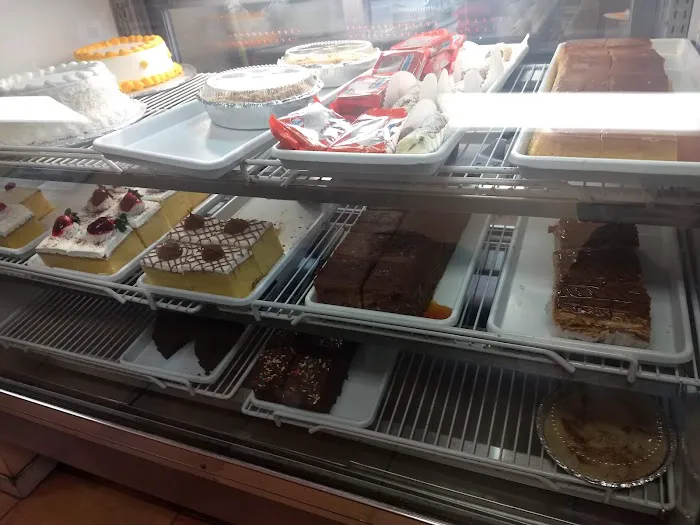 Pecosa Bakery & Restaurant Picture 1