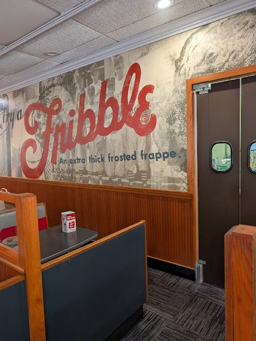 Friendly's Picture 8