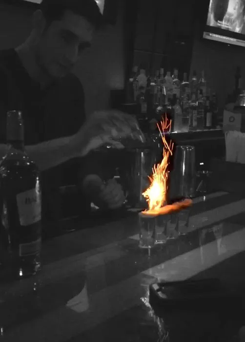 Public House 106 Picture 8