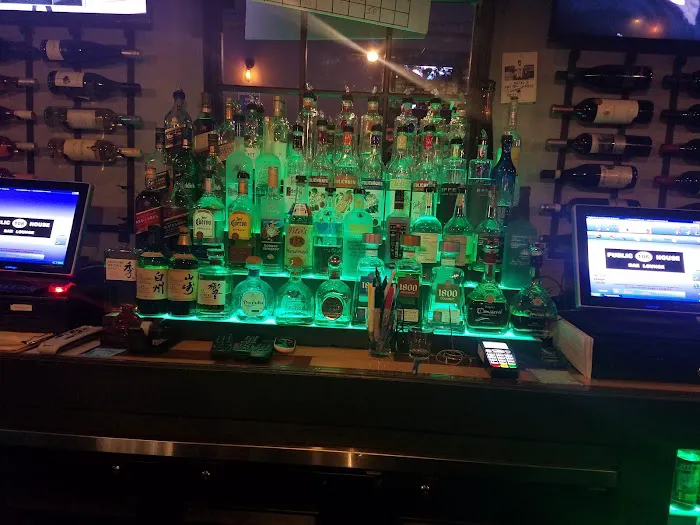 Public House 106 Picture 9