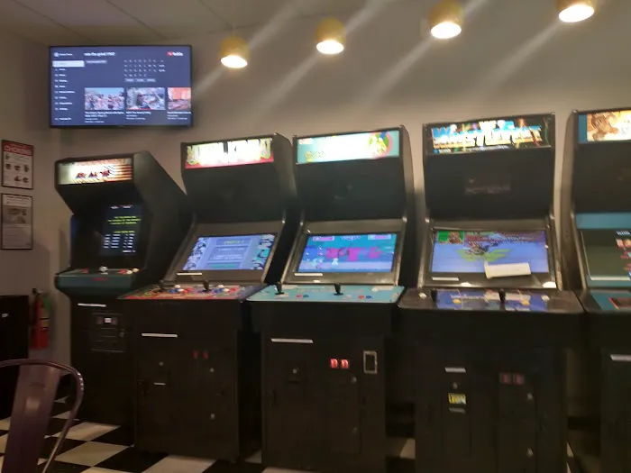 Arcadia™ Retro Eats Picture 1