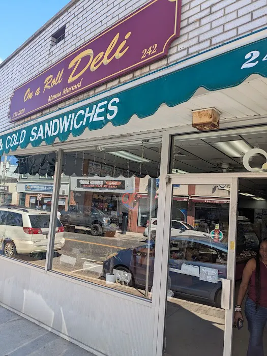 On A Roll Deli Picture 5