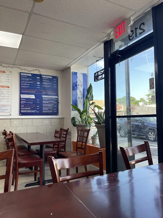 Gloria Honduras Restaurant Picture 10