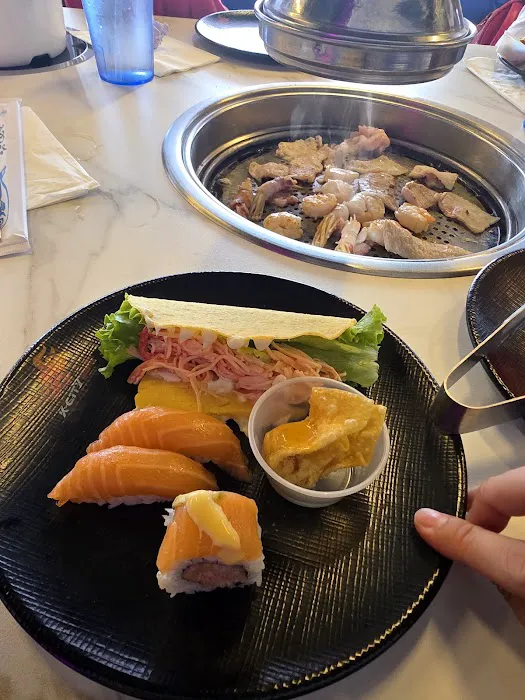 K-CITY BBQ hot pot & sushi Picture 7