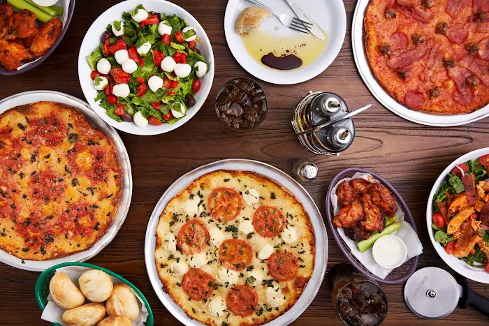 Riko's Pizza Picture 6