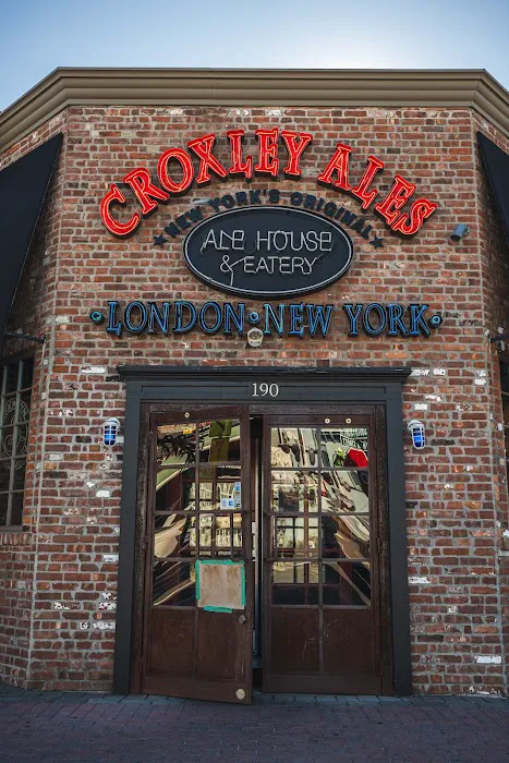 Croxley's Farmingdale Picture 3