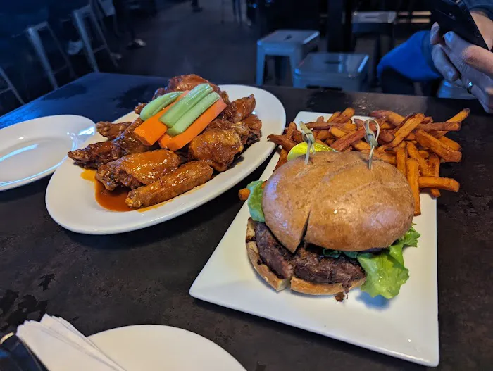 Croxley's Farmingdale Picture 2