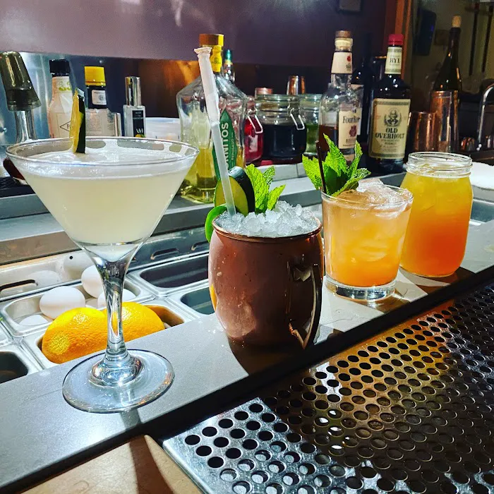 Alibi Lounge Picture 4