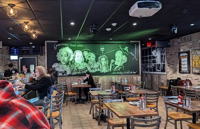 Burgerology Farmingdale Picture 5