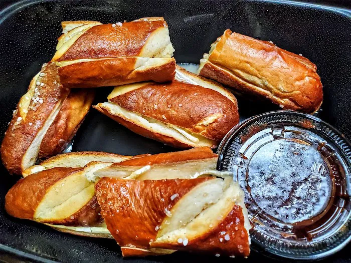 Dark Horse Tavern Picture 10