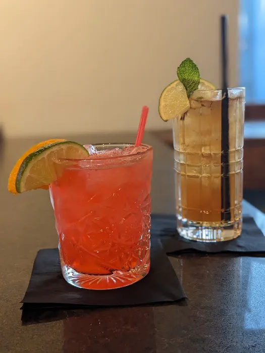 Dark Horse Tavern Picture 6