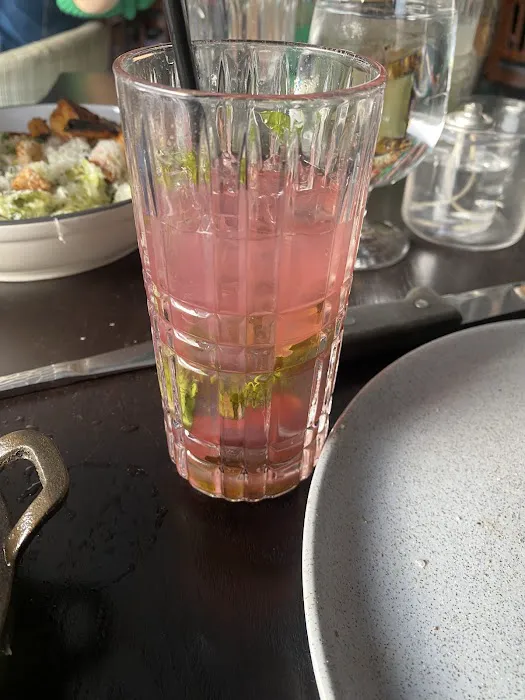 Harleys American Grille Picture 2