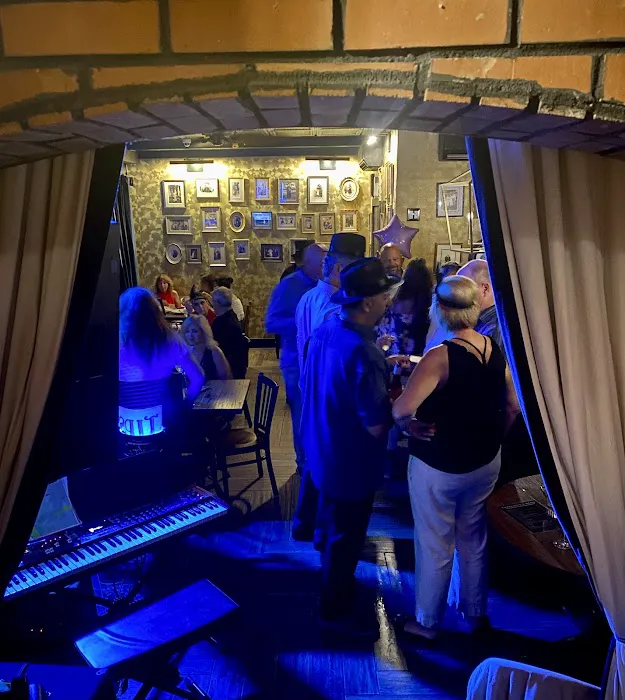 Charlotte’s Speakeasy Picture 8