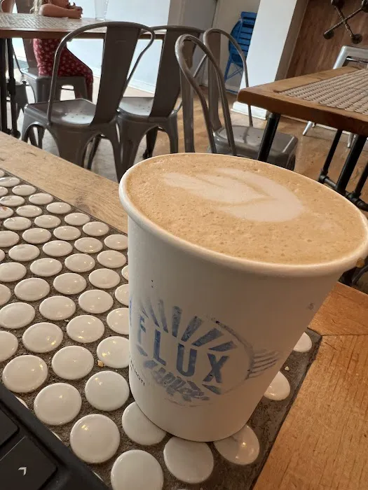 Flux Coffee Picture 5