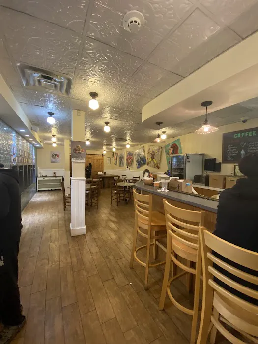 Charlotte's Frozen Yogurt Picture 4