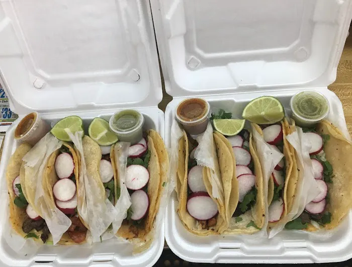 J & W GROCERY DELI CORP Picture 3