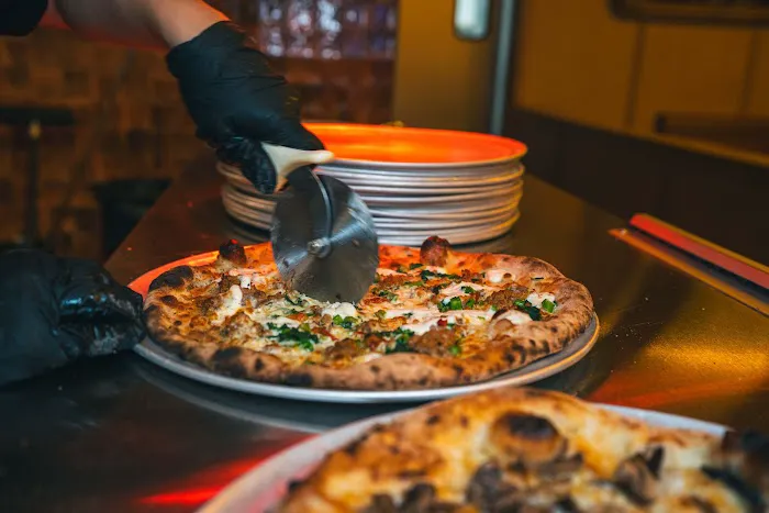 Zuzu Farmingdale Picture 4