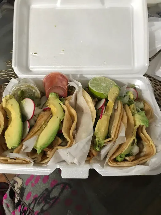 Las Delicias Latinas Picture 2