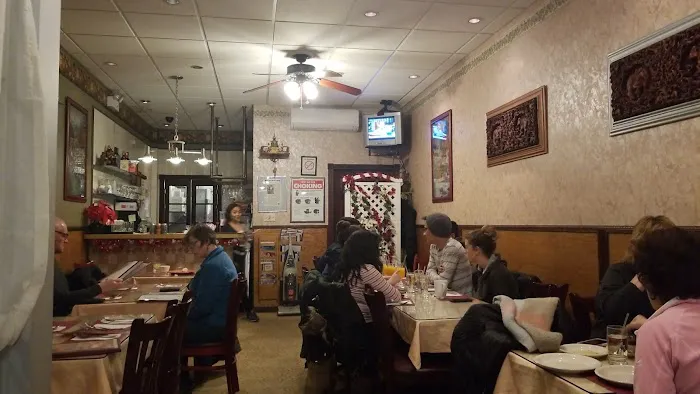 Tiny Thai Restaurant Picture 10