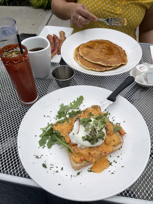 Whiskey Down Diner Picture 5